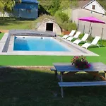 Frühstückspension D'hotes Aux Portes Des Tumuli 3*